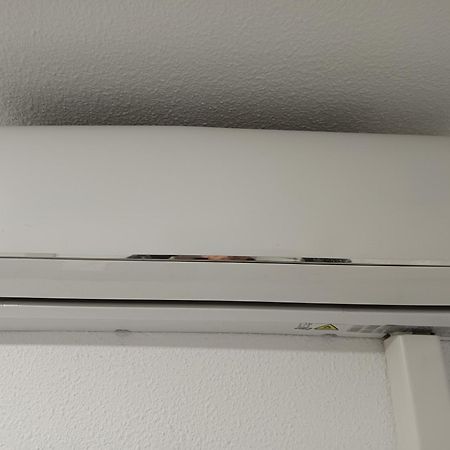Apartamento Heroes De Sostoa Malaga Luaran gambar