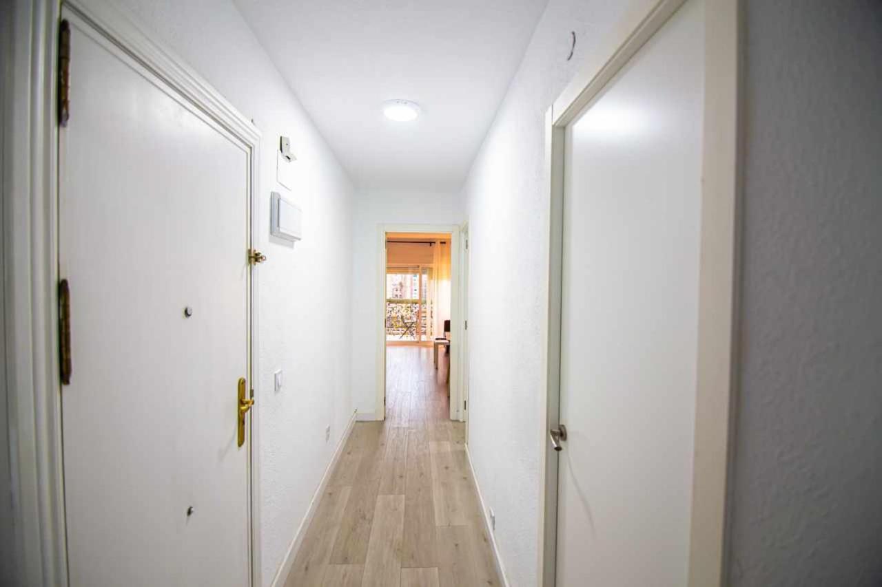 Apartamento Heroes De Sostoa Malaga Luaran gambar