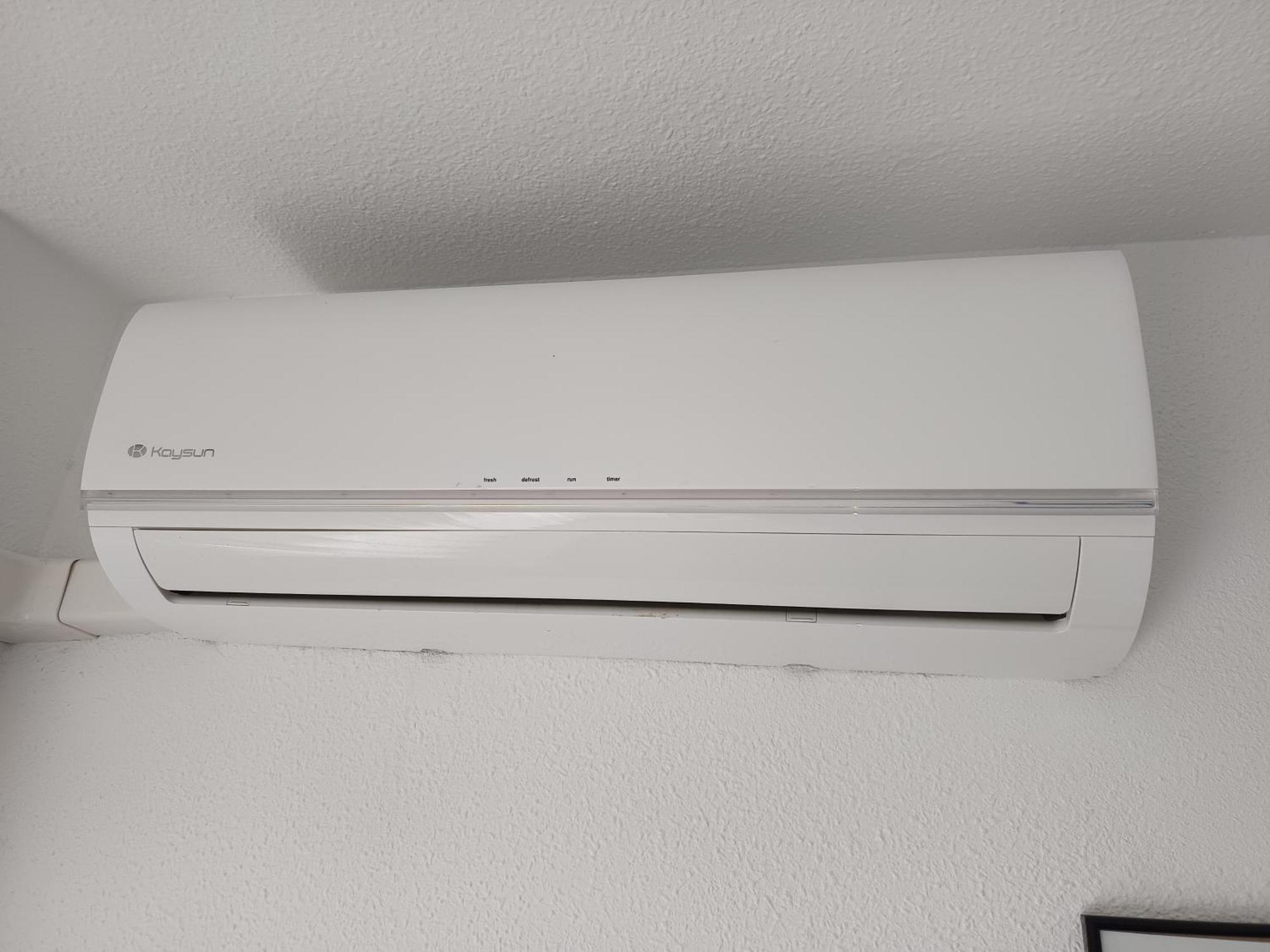 Apartamento Heroes De Sostoa Malaga Luaran gambar